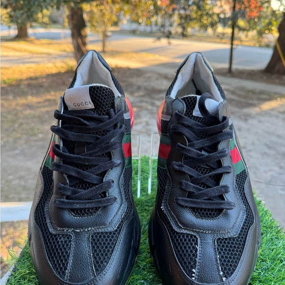 I don't wear them anymore missing insoles and minor scuffs Elevate - Picture 7 of 12